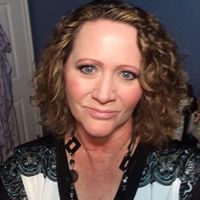 Renee Compton Photo 17