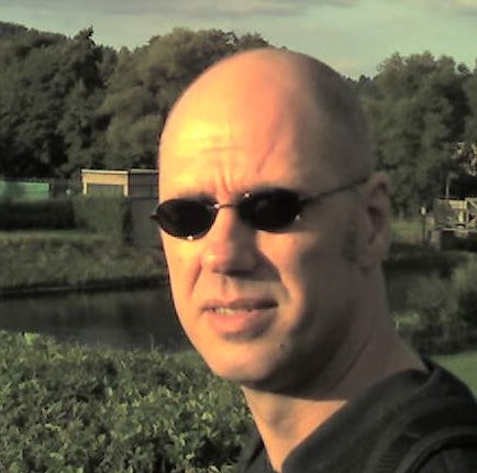 Robert Hoffmann Photo 48