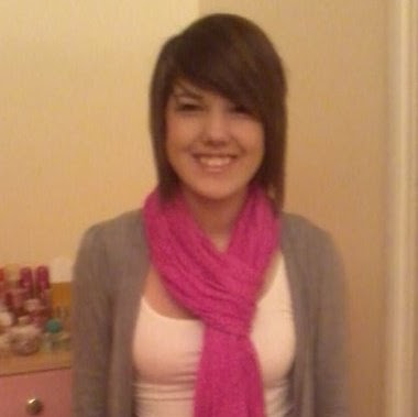 Samantha Hart Photo 24
