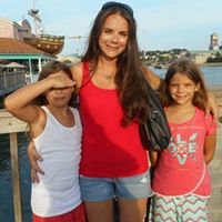 Crystal Combs Photo 11