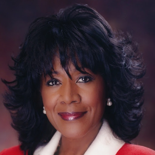 Juanita Hamilton Photo 30