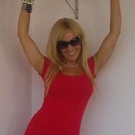Julia Stevenson Photo 9