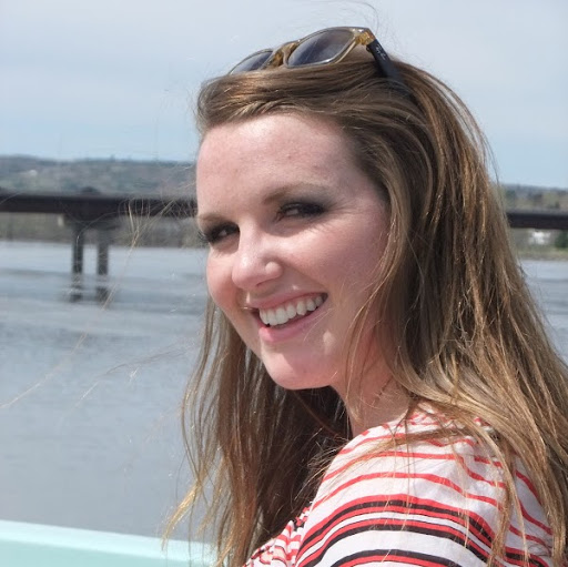 Sarah Curtis Photo 8