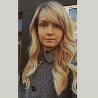 Julia Andersen Photo 13