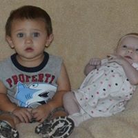 Kristy Holmes Photo 15