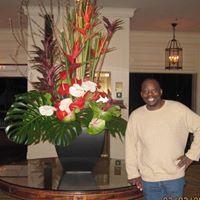 Raymond Carr Photo 19