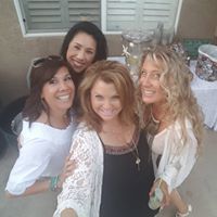 Lisa Robbins Photo 34