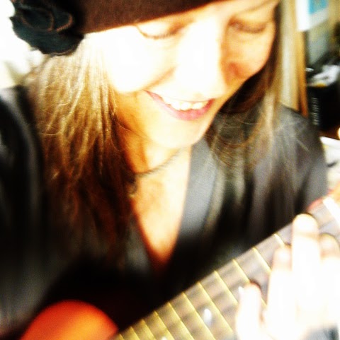 Anne Russell Photo 8