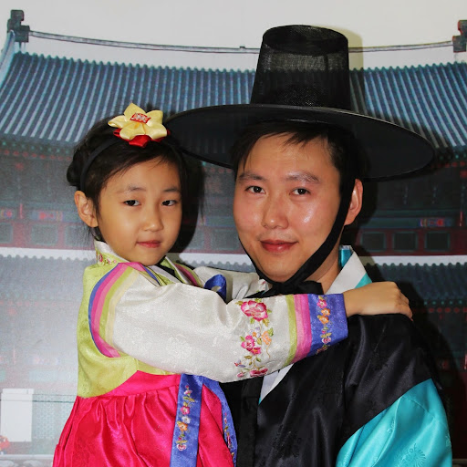Yin Wong Photo 22