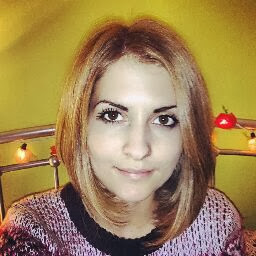 Emily Sprague Photo 15