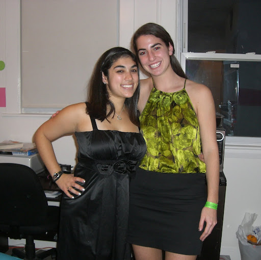 Andrea Levine Photo 19