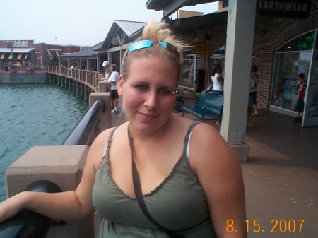 Christina Wright Photo 22