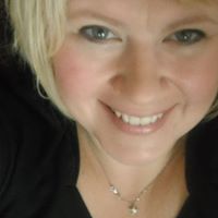 Tammy Roberts Photo 19