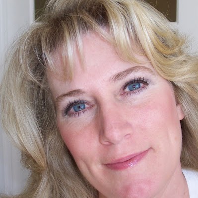 Becky Swanson Photo 13