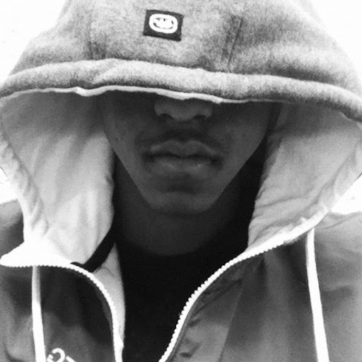 Alexander Valentine Photo 31