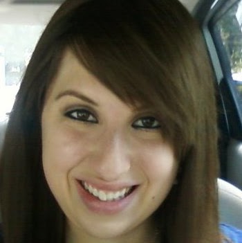 Christina Wilkinson Photo 28