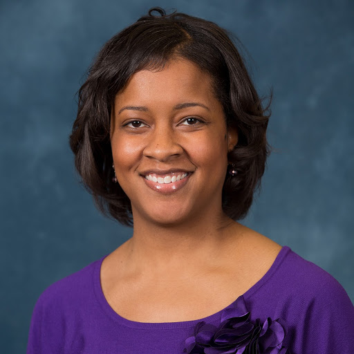 Lorraine Currie Photo 29