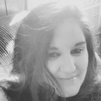 Shellie Stuart Photo 6