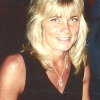 Stephanie Underwood Photo 40