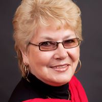 Geraldine Cain Photo 2