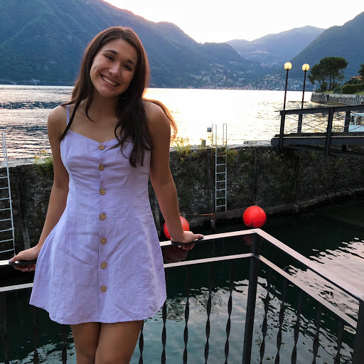 Julia Ledbetter Photo 6
