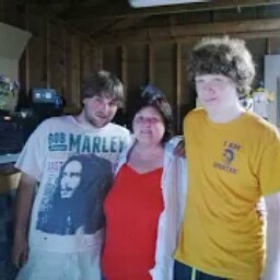 Theresa Vaughn Photo 34