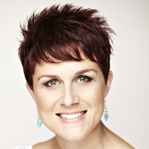 Elizabeth Patton Photo 35