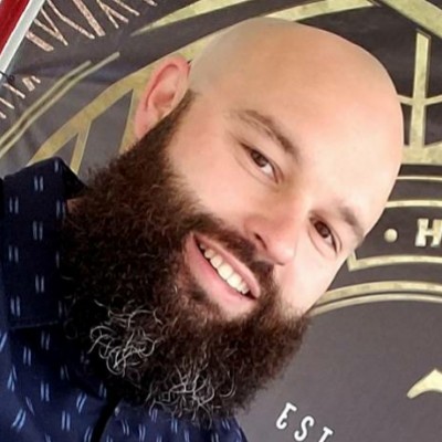 Neal Walker Photo 34