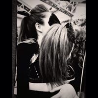 Candice Hampton Photo 24