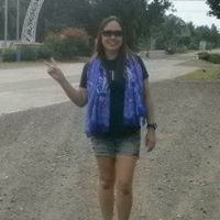 Elizabeth Pastor Photo 16