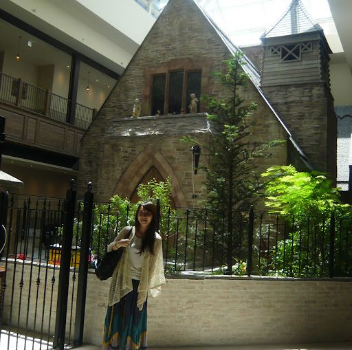 Yuchi Chang Photo 10