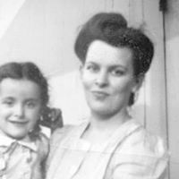 Sandra Blair Photo 30