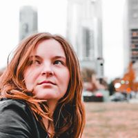 Adrienne Tucker Photo 34