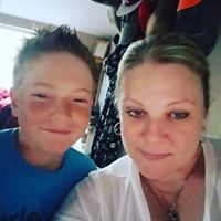 Julie Willis Photo 21