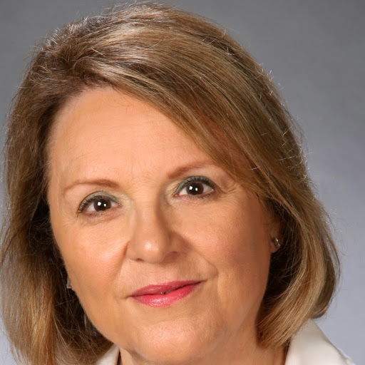 Cynthia Tremblay Photo 15