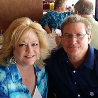 Laurie Hampton Photo 30
