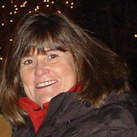 Jodie Robertson Photo 4