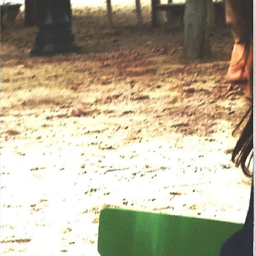 Laura Claeys Photo 3