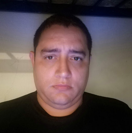 Elio Rodriguez Photo 21