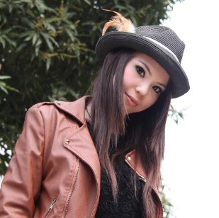 Xiaoping Zhu Photo 6