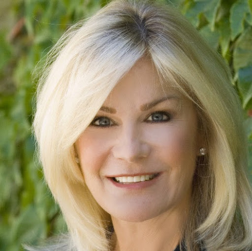 Kathryn Golden Photo 38
