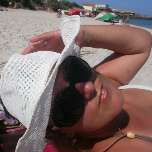 Sandra Wolf Photo 20