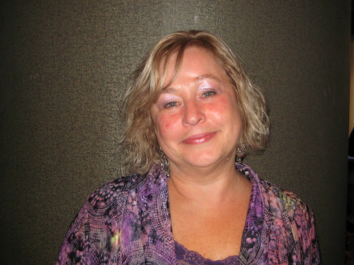 Debra Poole Photo 34