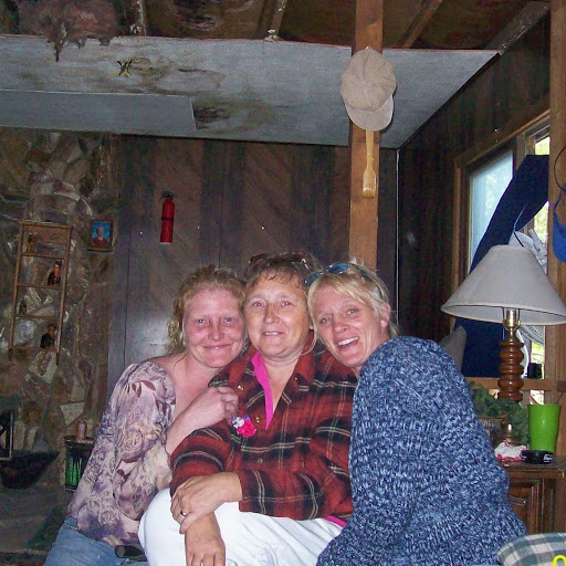 Debbie Brown Photo 35