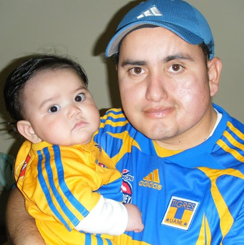 Gerardo Luna Photo 36
