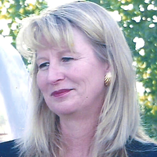 Kristine Dobson Photo 10