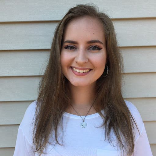 Julia Urban Photo 12