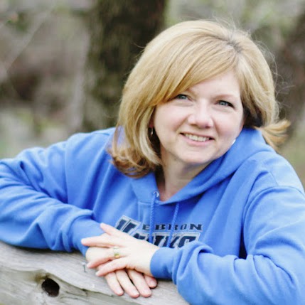 Kellie Rogers Photo 30