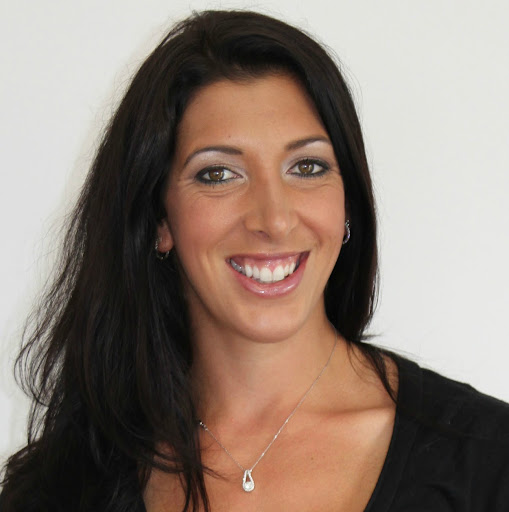 Katherine Alexander Photo 21