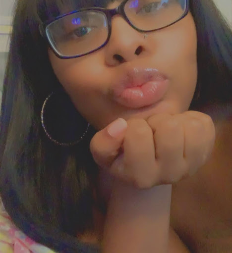 Stephanie Corbin Photo 29